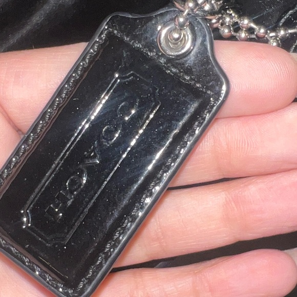 Coach 1941 Signature Black Patent Leather Large Glossy Kisslock Bag - Picture 13 of 16